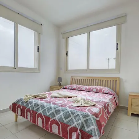 Amaryllis 128 Villa Protaras