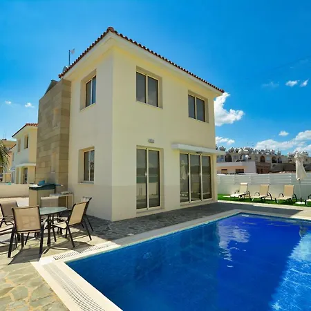 Villa Amaryllis 128 *