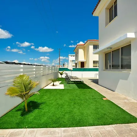 Villa Amaryllis 128