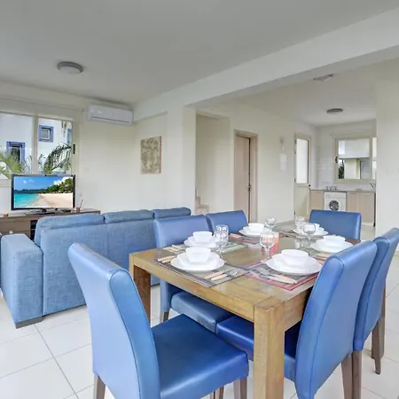 Amaryllis 128 Villa