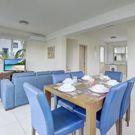 Amaryllis 128 Villa