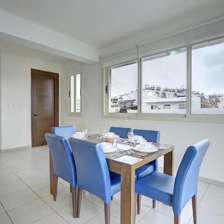 Villa Amaryllis 128